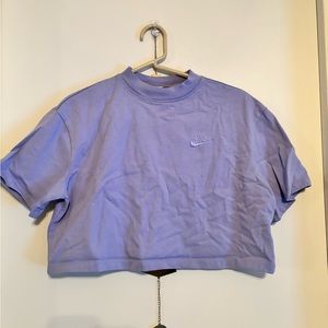 cropped nike shirt